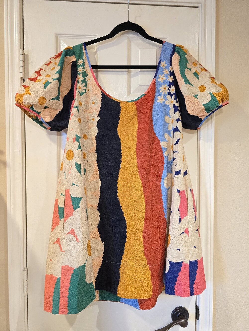 Farm Rio Super Fun Daisy Mini Dress Size Medium - Picture 5 of 10